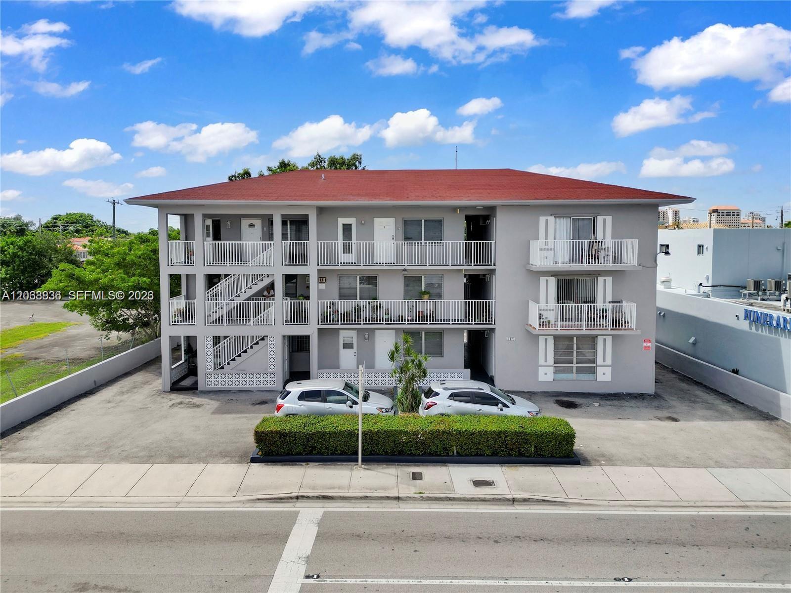3424 W Flagler St # 8, Miami FL 33135