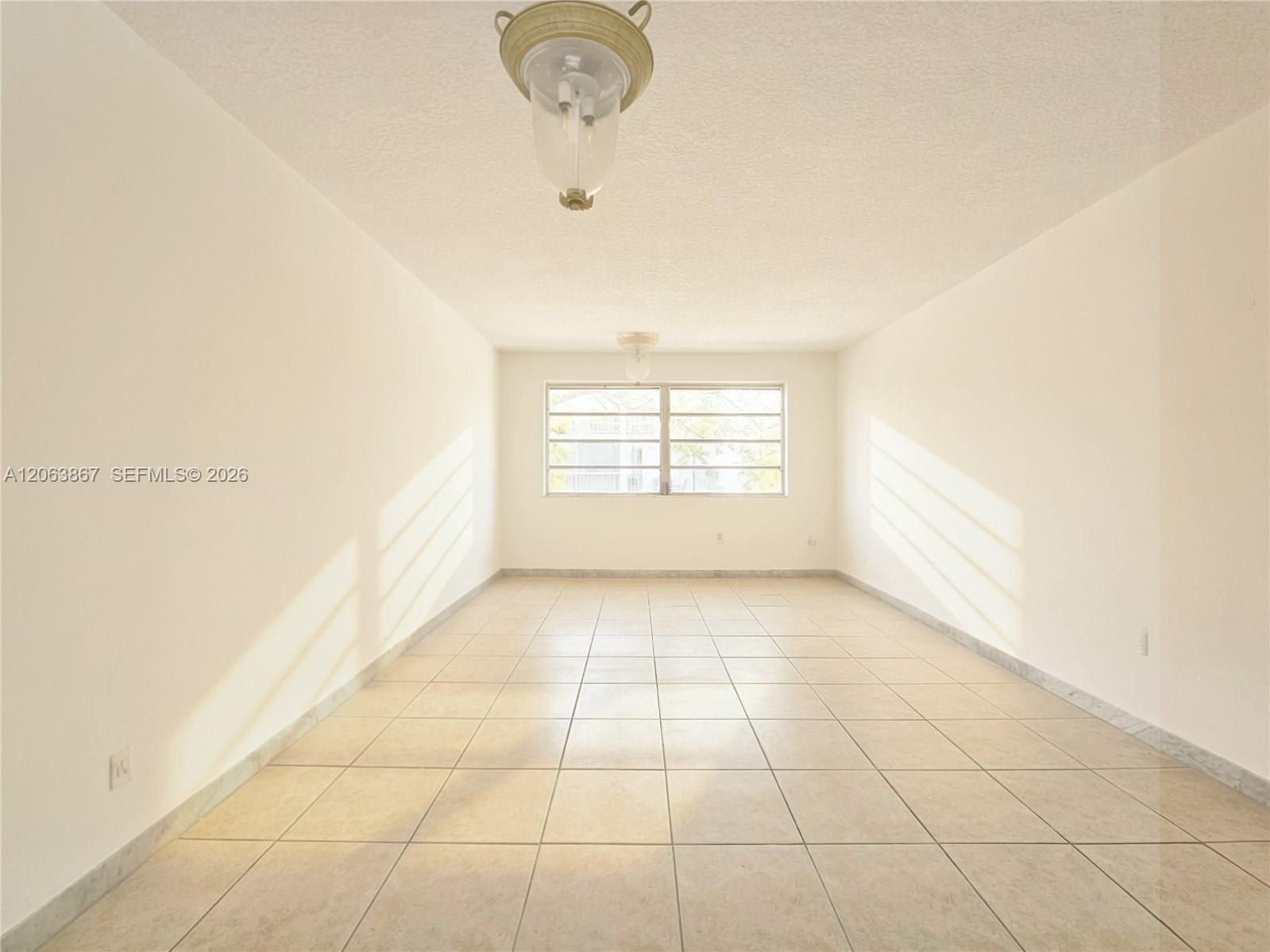 1225 NE 124th St # 24B, North Miami FL 33161
