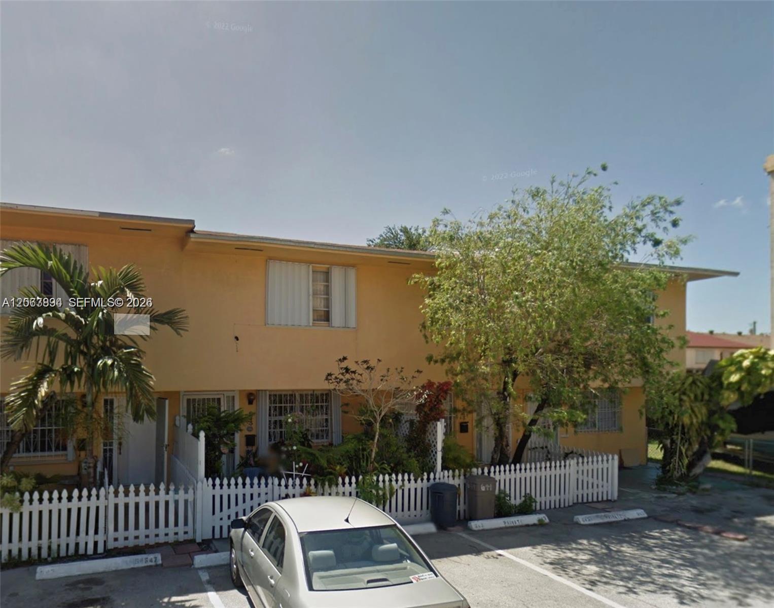 643 W 68th St # 643, Hialeah FL 33014
