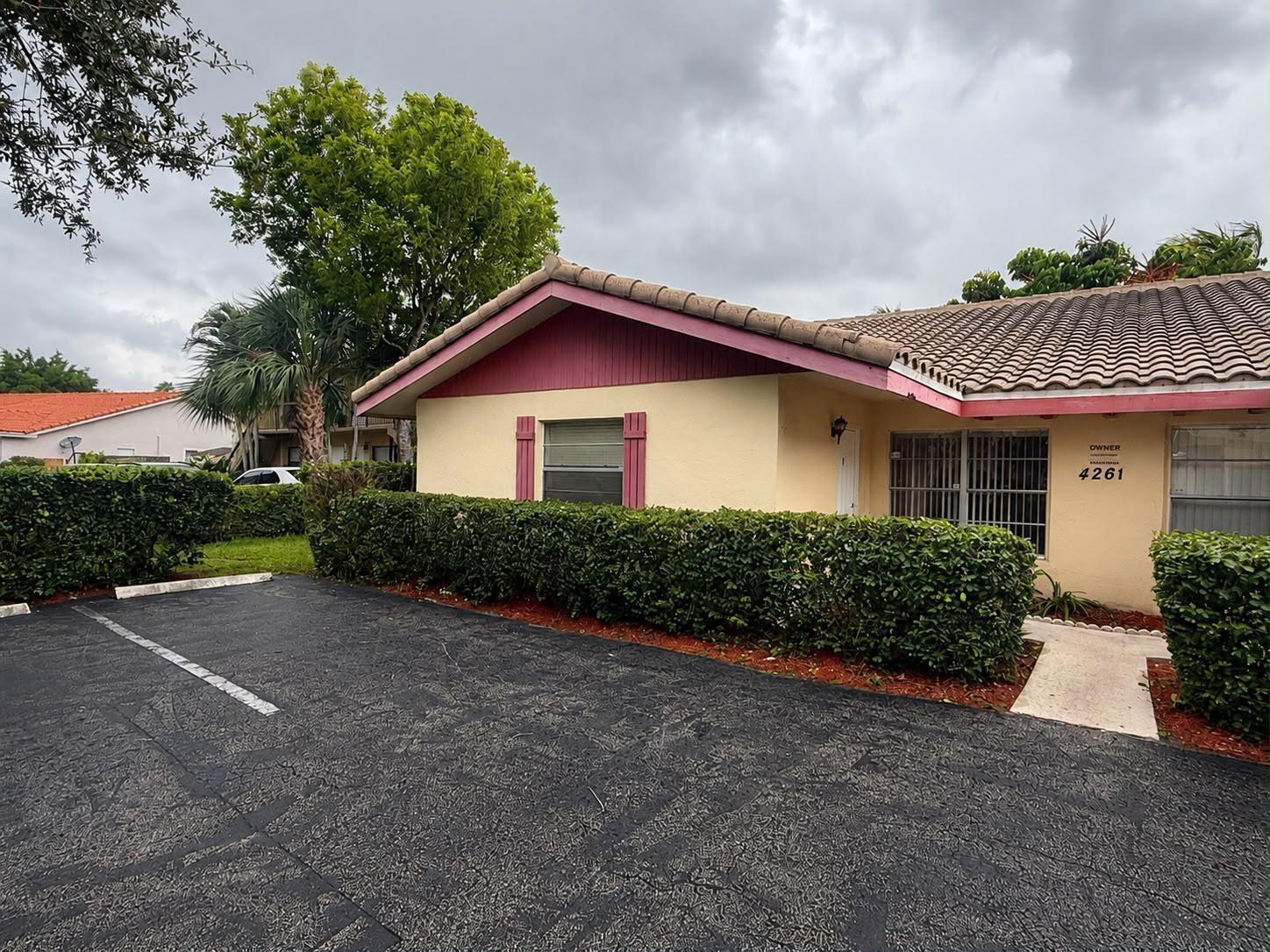 4261 NW 114th Terrace, Coral Springs FL 33065
