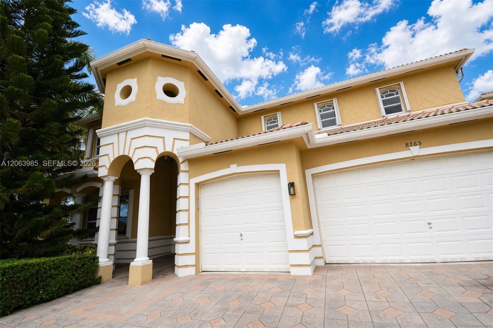 8765 SW 208th St, Cutler Bay FL 33189