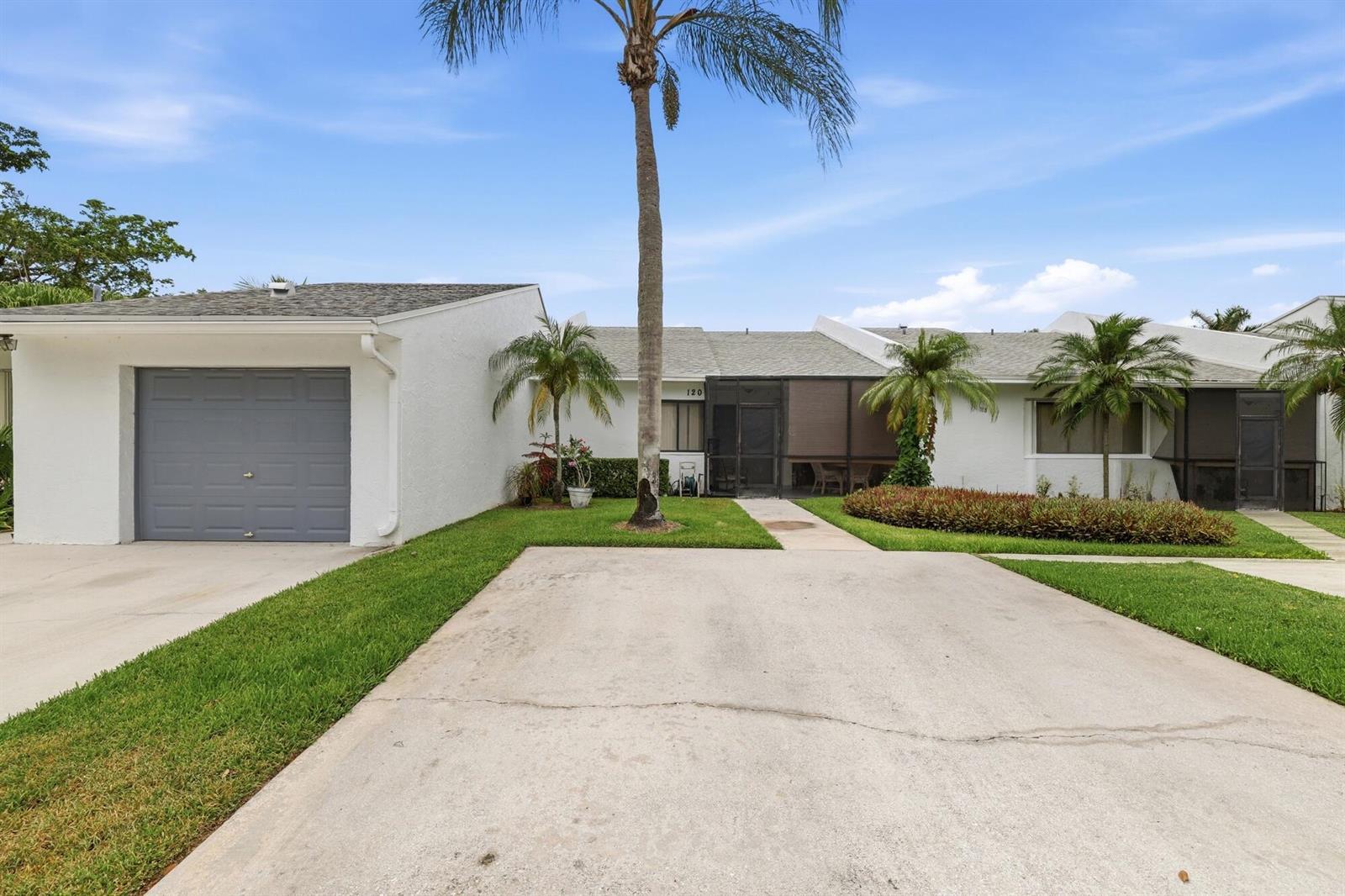120 Sunshine Boulevard, Royal Palm Beach FL 33411