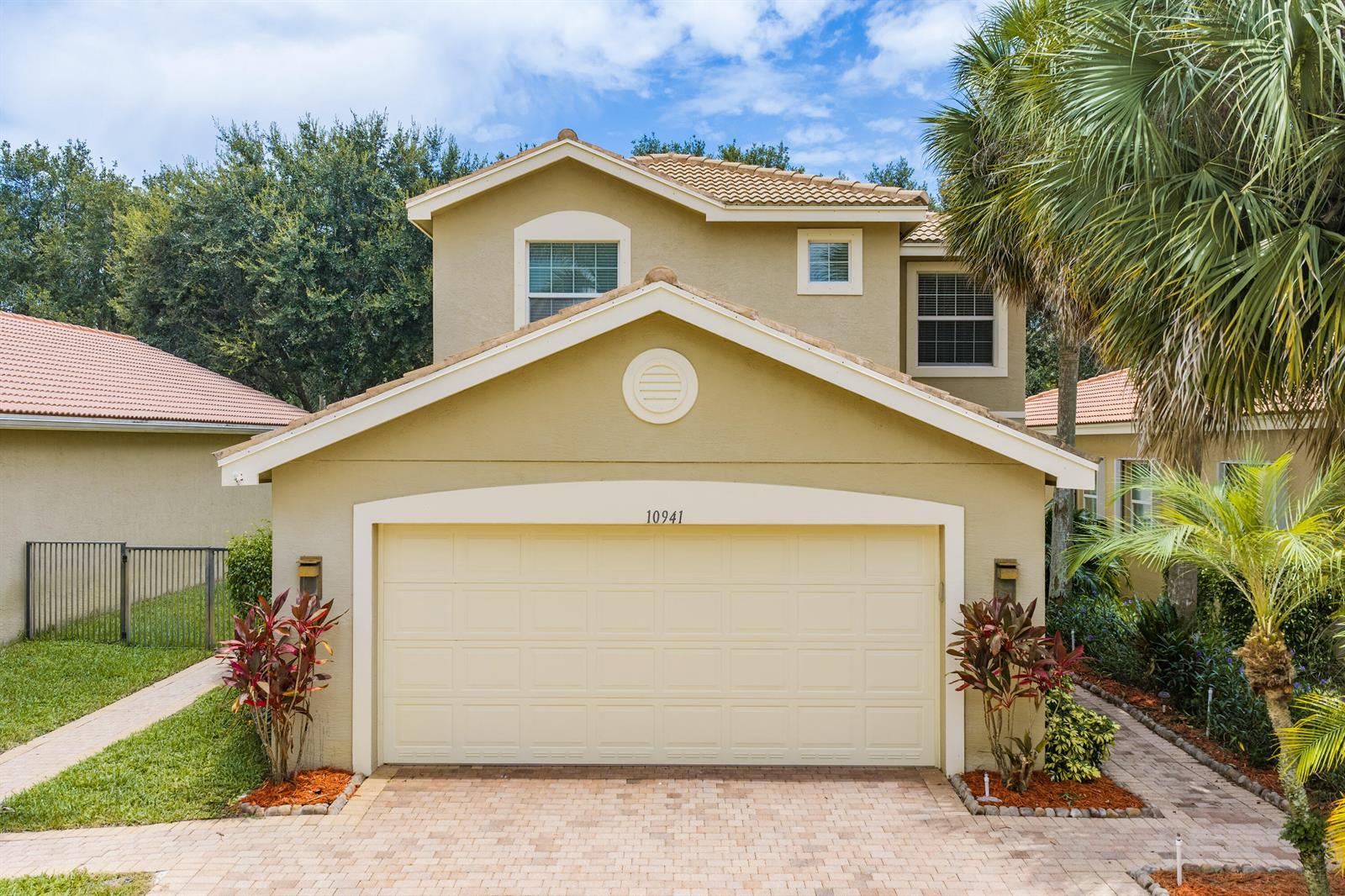 10941 Bitternut Hickory Lane, Boynton Beach FL 33437
