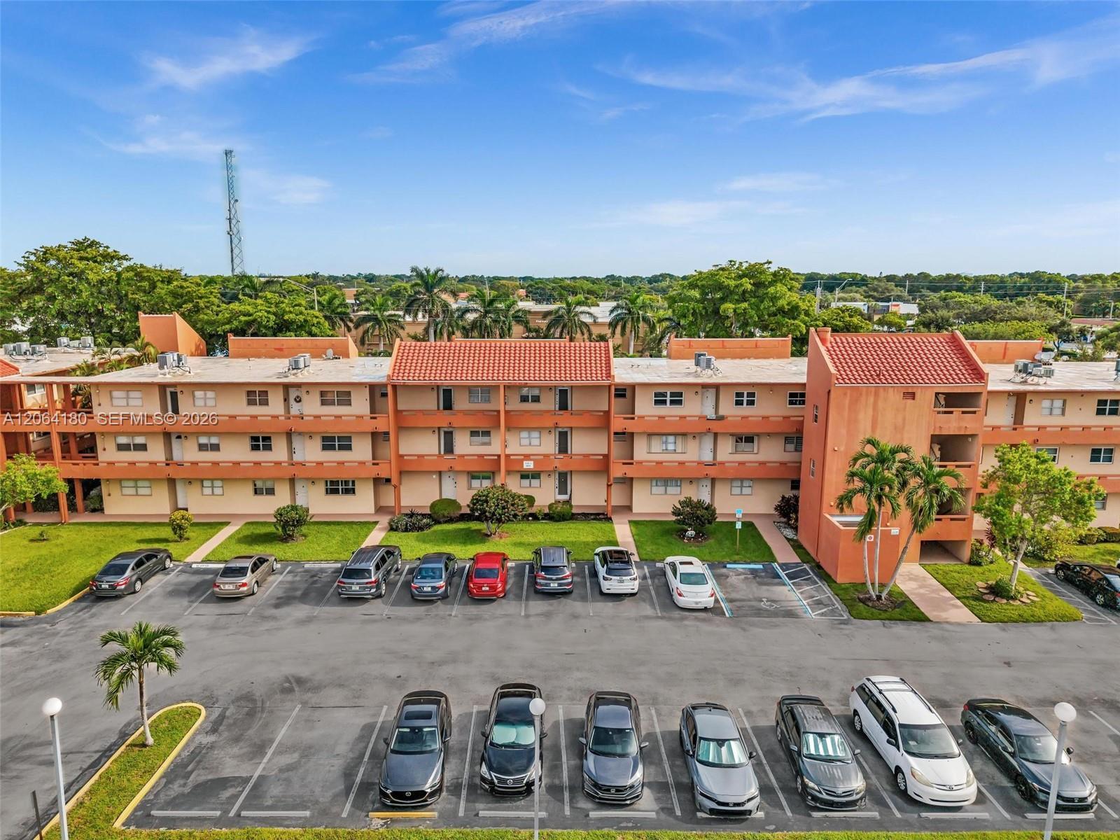 8852 W Mcnab Rd # 203, Tamarac FL 33321