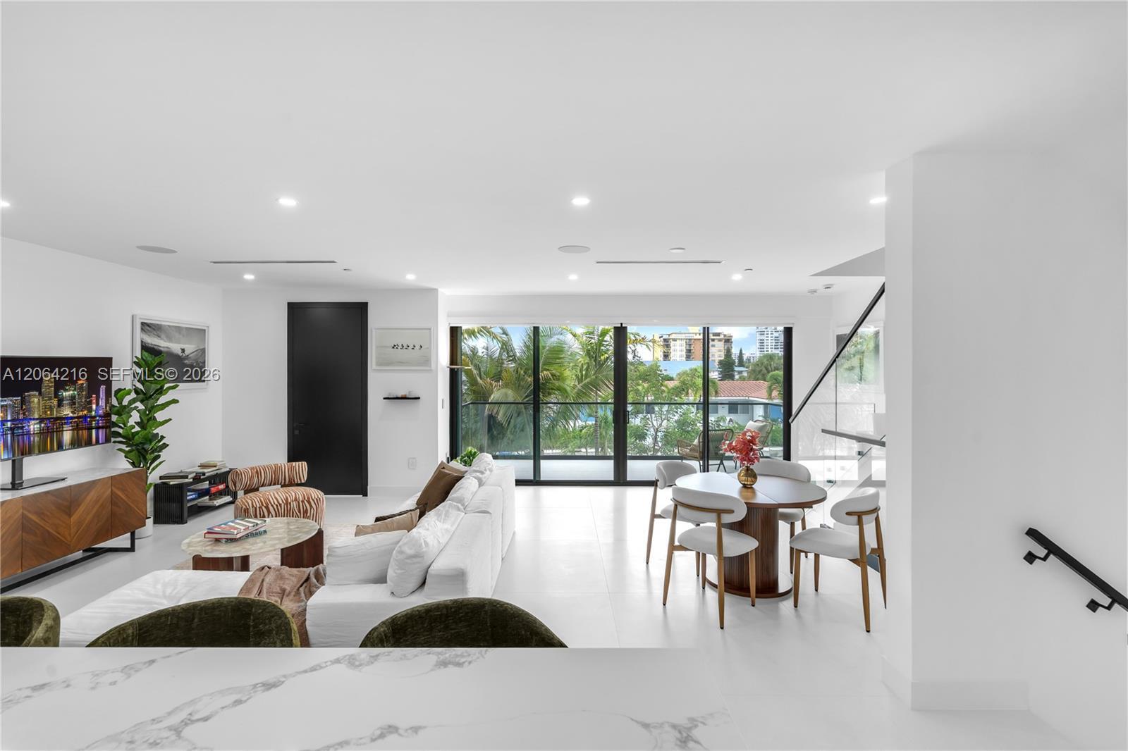 3228 NE 7th St, Pompano Beach FL 33062