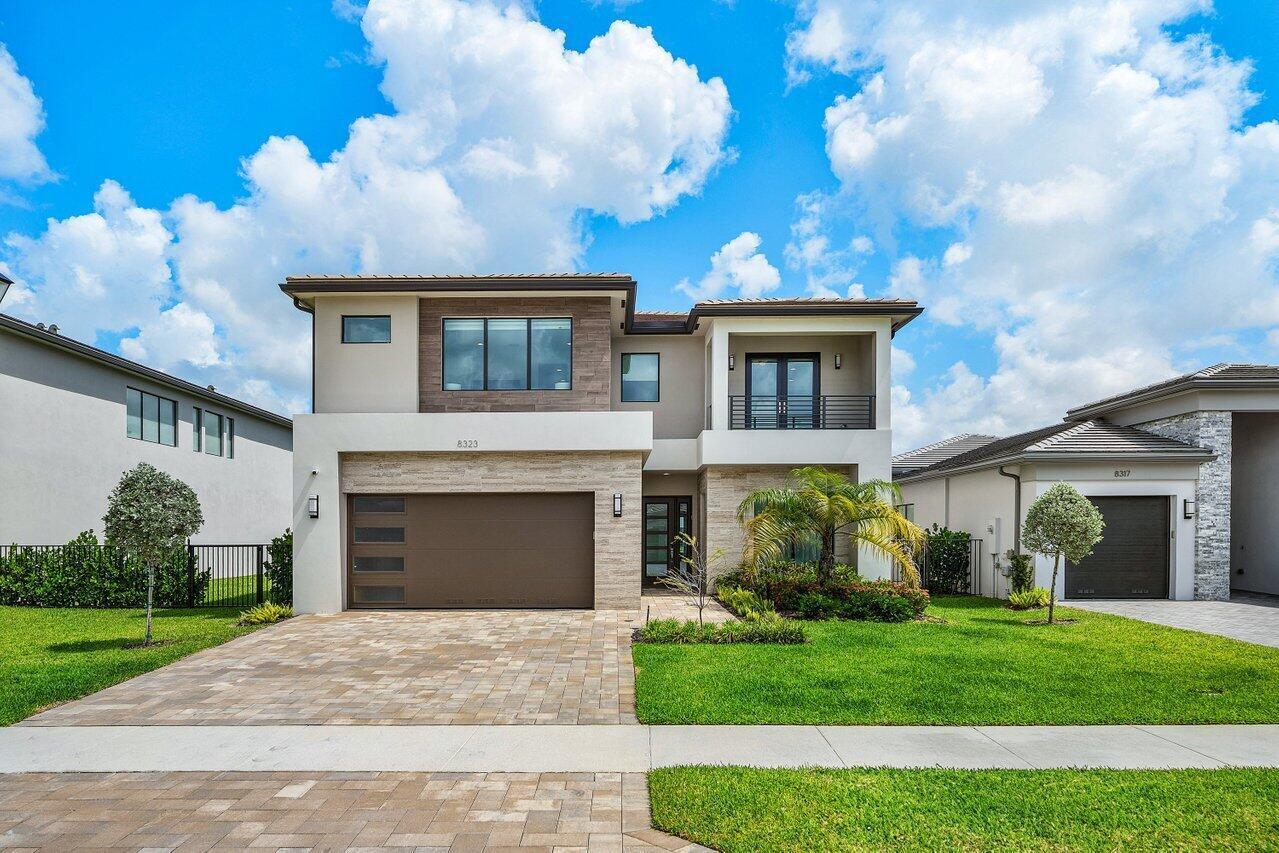 8323 Essex Country Clb Drive, Boca Raton FL 33434