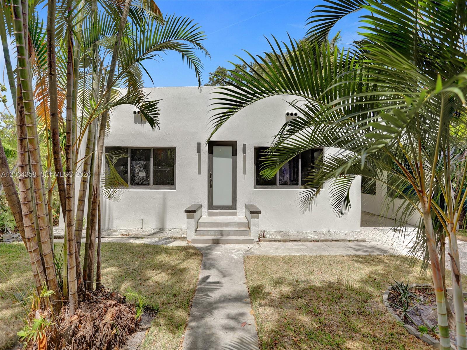 759 NE 127th St, North Miami FL 33161