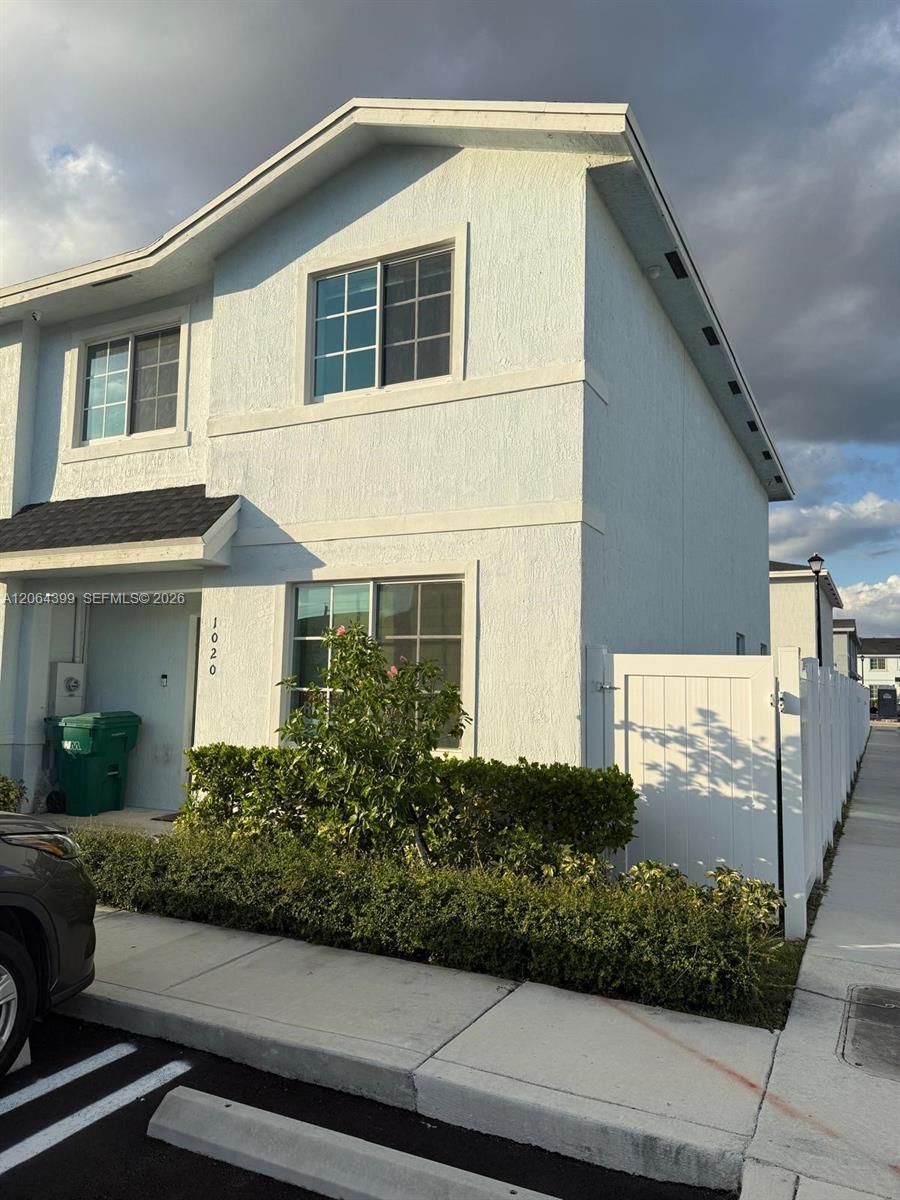 1020 NW 5th Ter, Florida City FL 33034