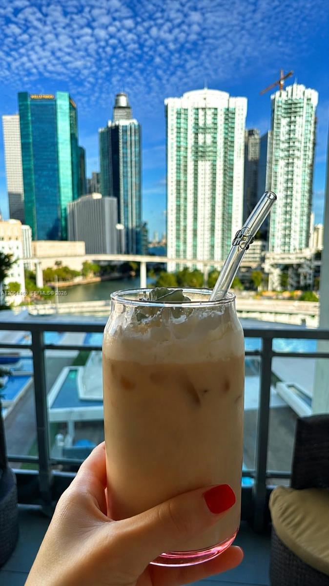 92 SW 3rd St # 1210, Miami FL 33130
