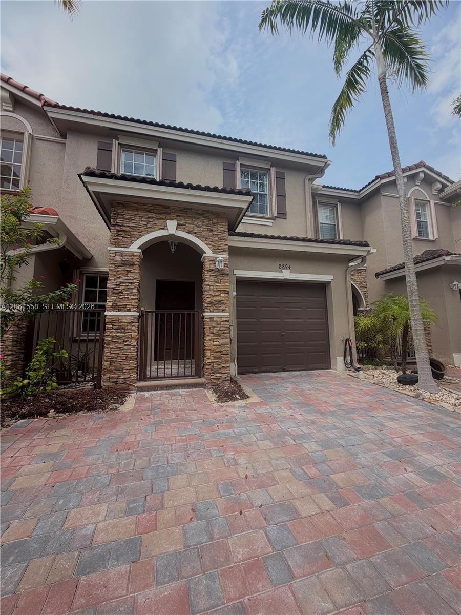 8894 SW 225th St, Cutler Bay FL 33190
