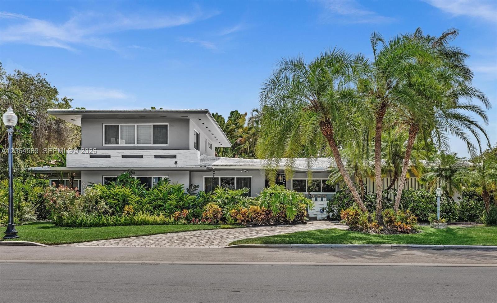 9450 E Broadview Dr, Bay Harbor Islands FL 33154