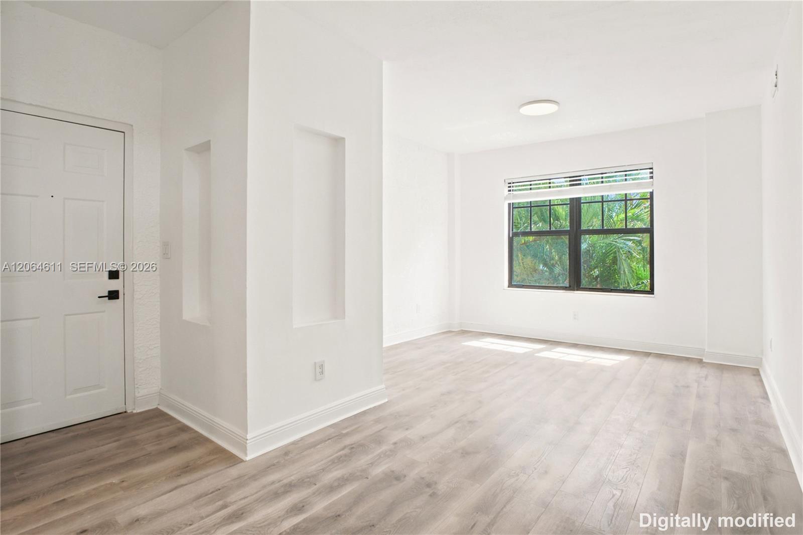 934 Michigan Ave # 209, Miami Beach FL 33139