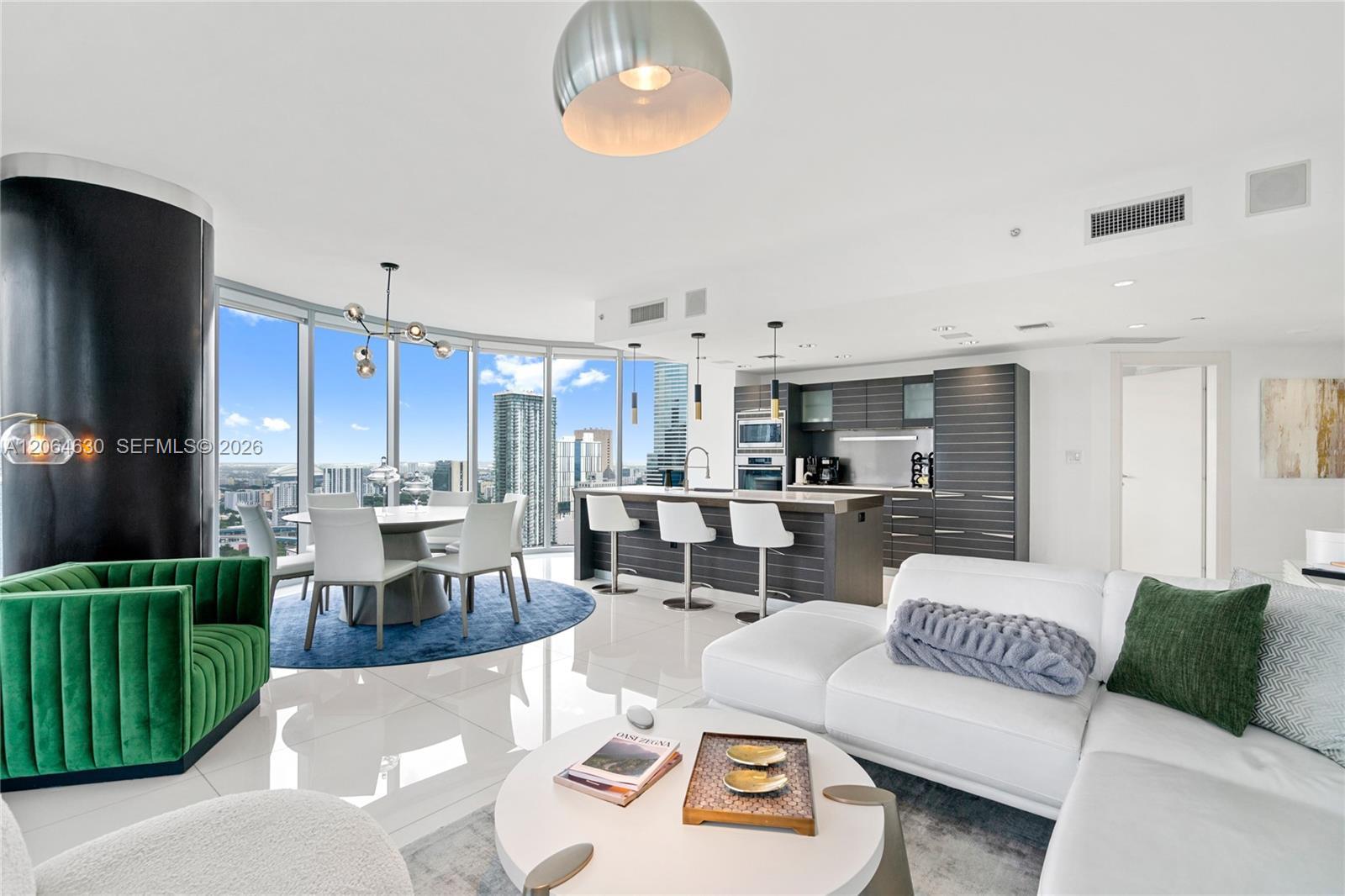 200 Biscayne Boulevard Way # 3802, Miami FL 33131