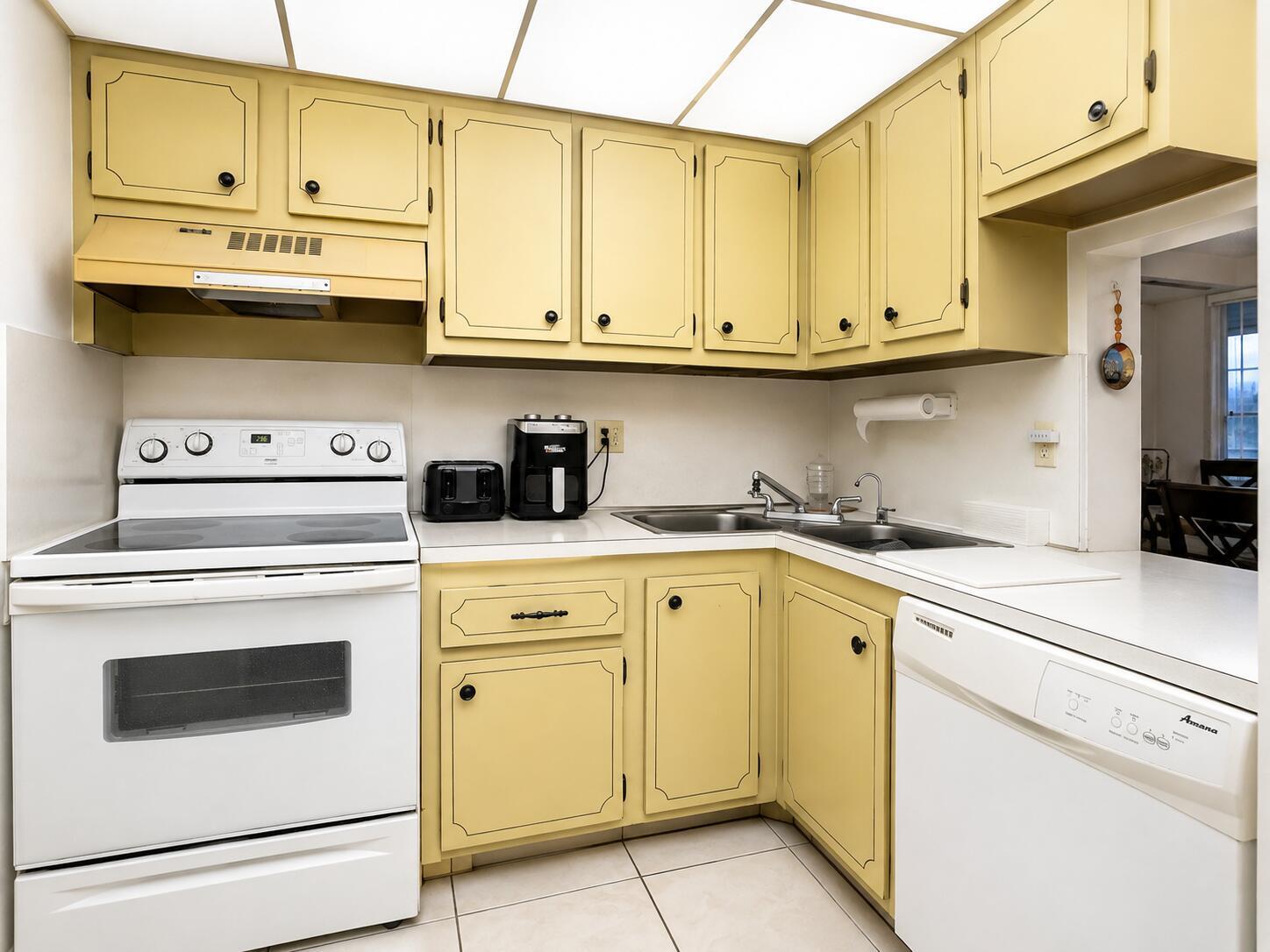 6200 NW 62ND Street # 206, Tamarac FL 33319