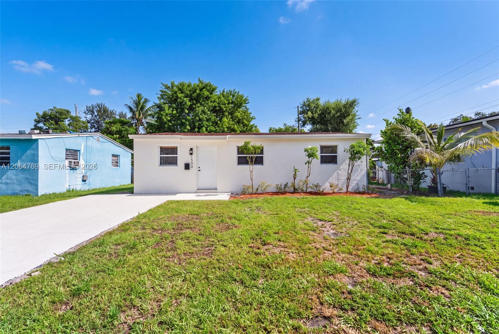 1583 NE 152nd St, North Miami Beach FL 33162