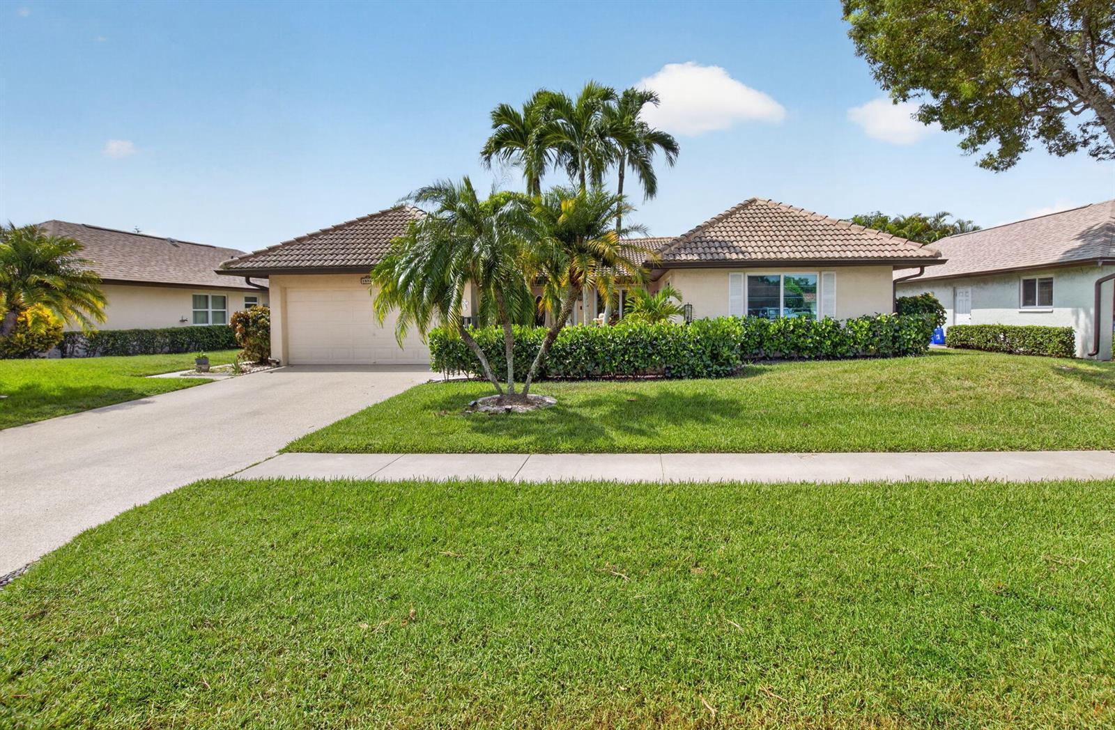 10300 GREENTRAIL Drive N, Boynton Beach FL 33436
