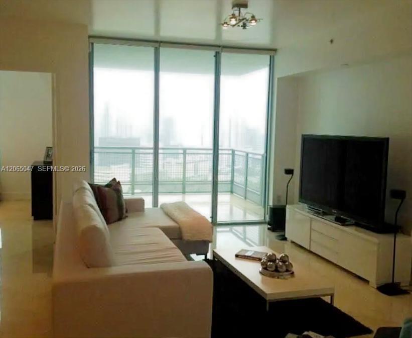 350 S Miami Ave # 2904, Miami FL 33130