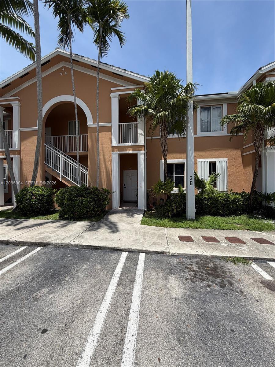 7130 NW 177th St # 8, Hialeah FL 33015