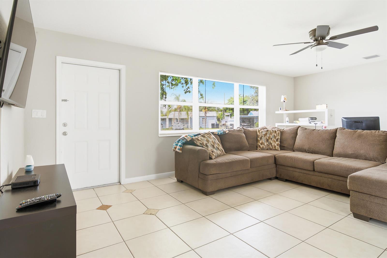 333 Elizabeth Road, Lake Worth FL 33461
