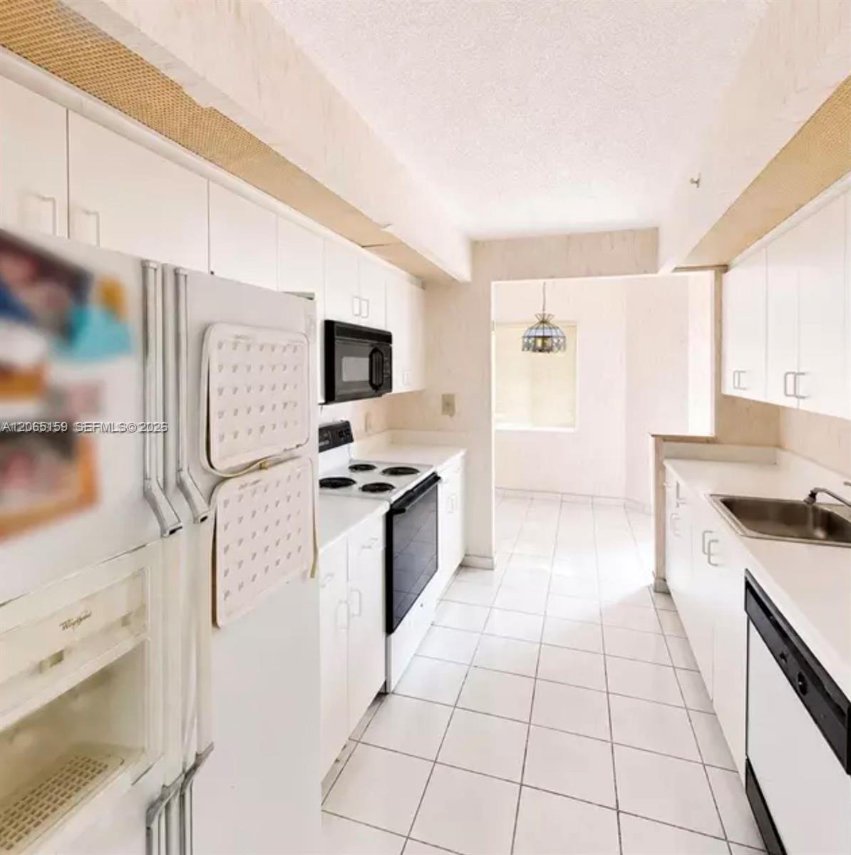 901 SW 141st Ave # 304M, Pembroke Pines FL 33027