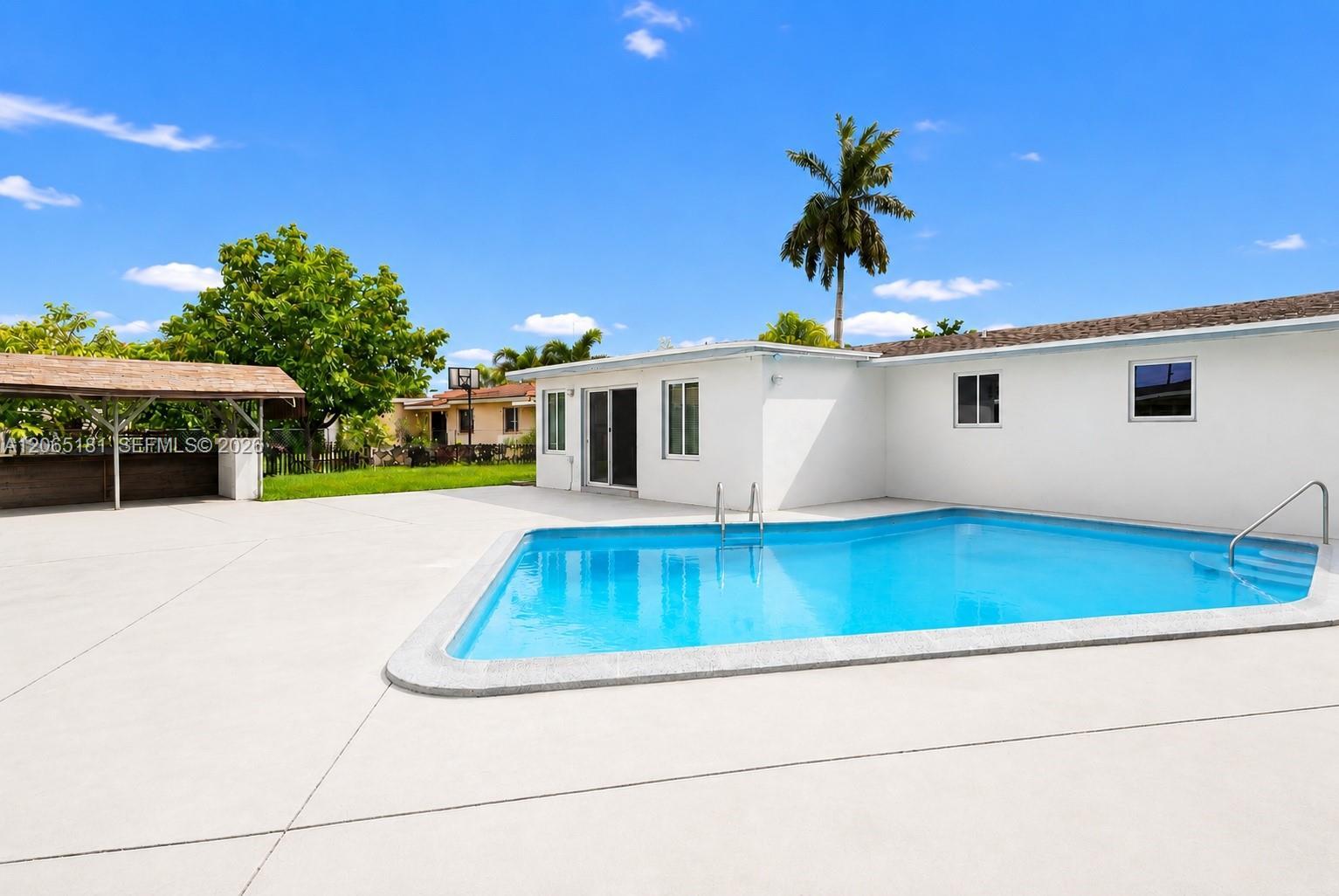 15624 SW 297th Ter, Homestead FL 33033