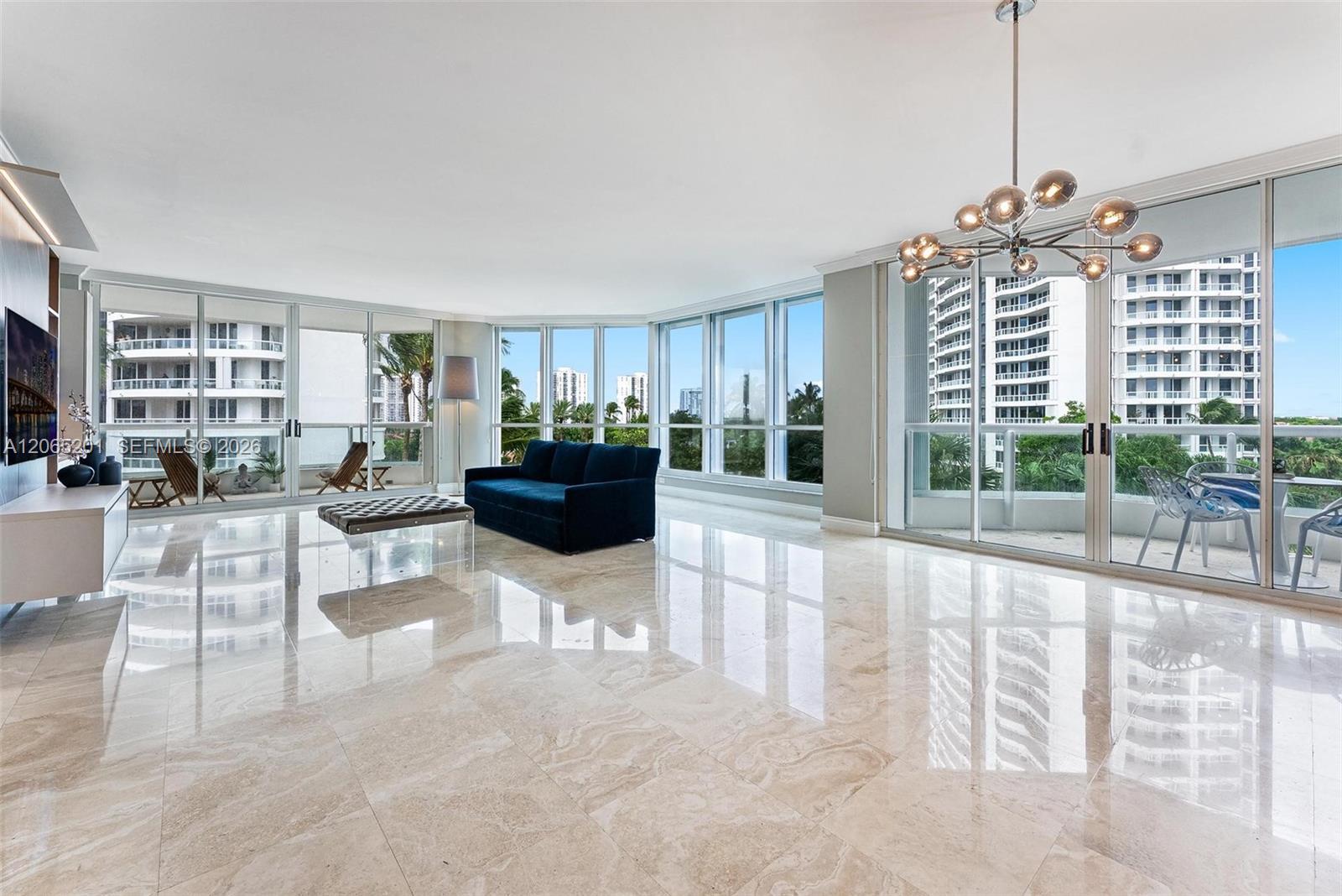 21150 Point Pl # 702, Aventura FL 33180