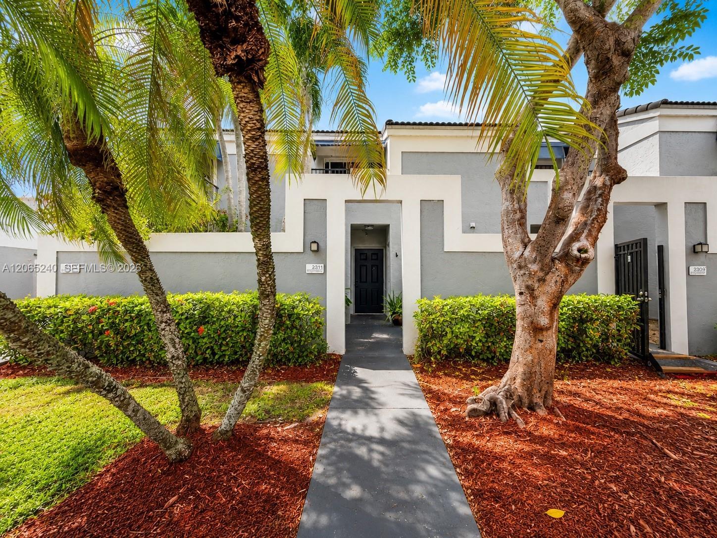 2311 SW 82nd Ter, North Lauderdale FL 33068