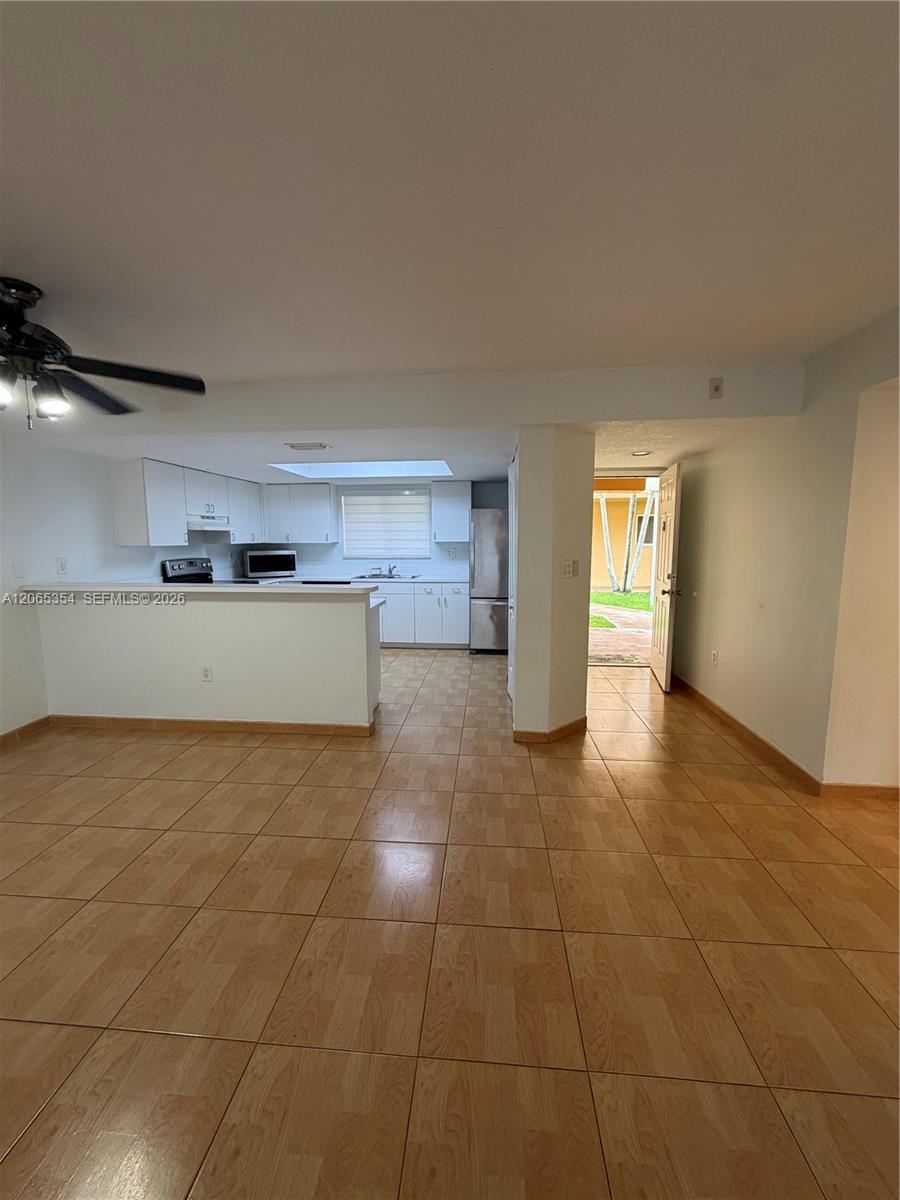 14911 SW 80th St # 111, Miami FL 33193