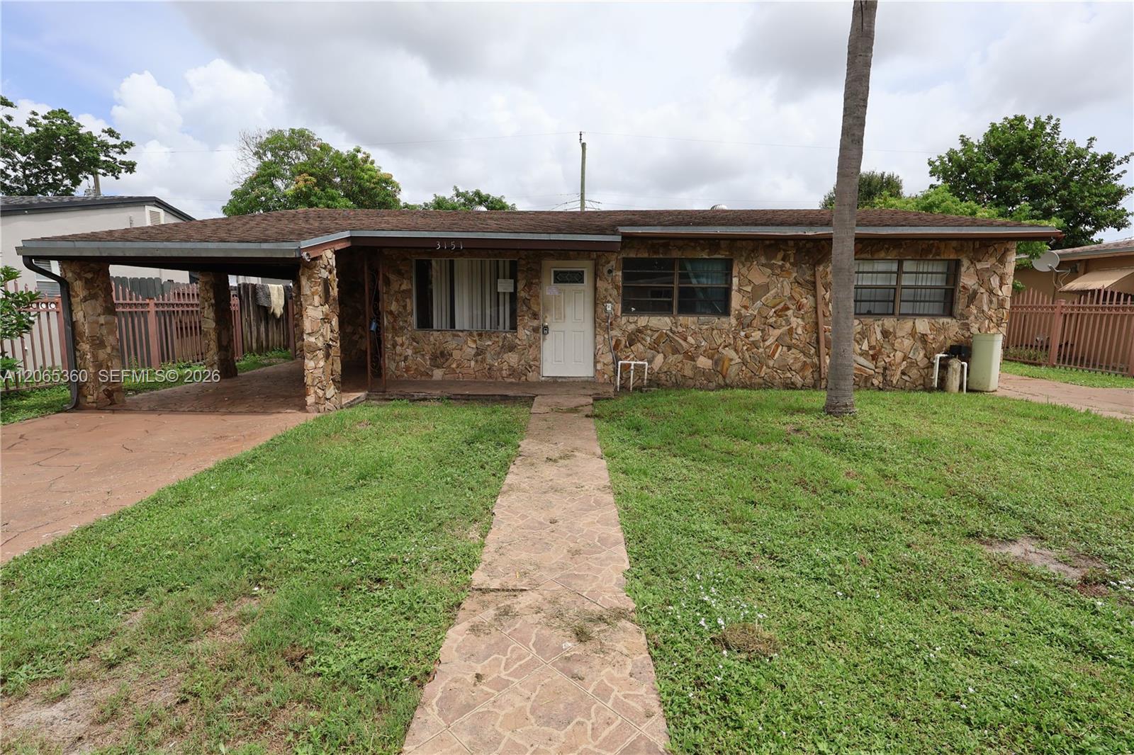 3151 NW 4th St, Lauderhill FL 33311