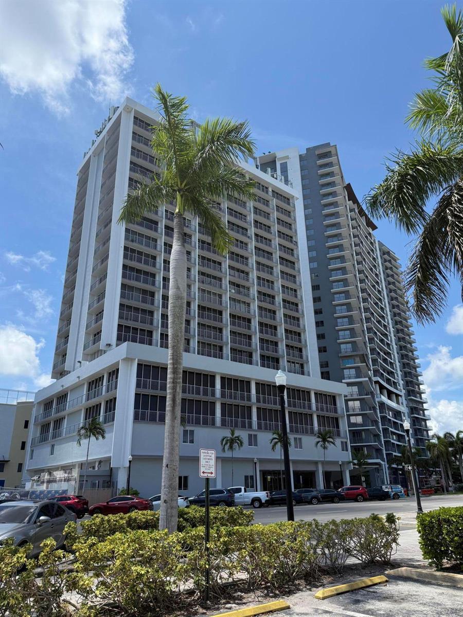 1720 HARRISON Street # 10A, Hollywood FL 33020