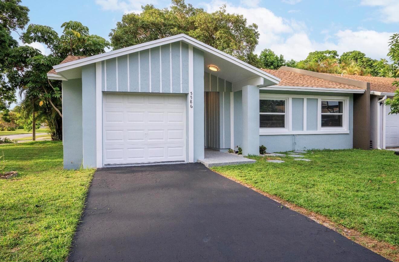 5586 N LAKEWOOD Circle # A, Margate FL 33063