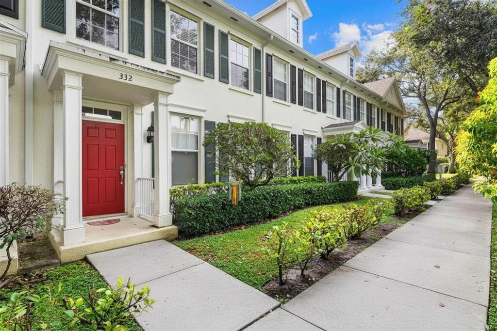 332 Legare Court, Jupiter FL 33458