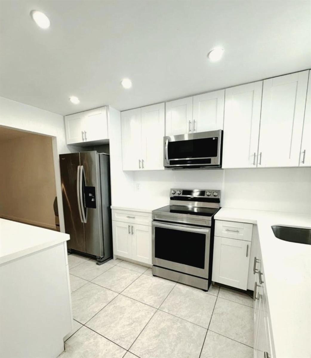 603 S S State Rd 7 Road S # D, Margate FL 33068