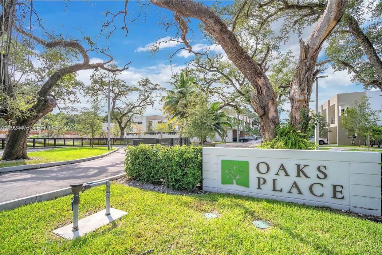 4189 N Oak Place, Fort Lauderdale FL 33314