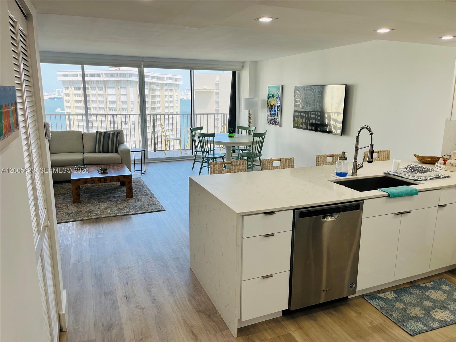 1450 Brickell Bay Dr # 1414, Miami FL 33131