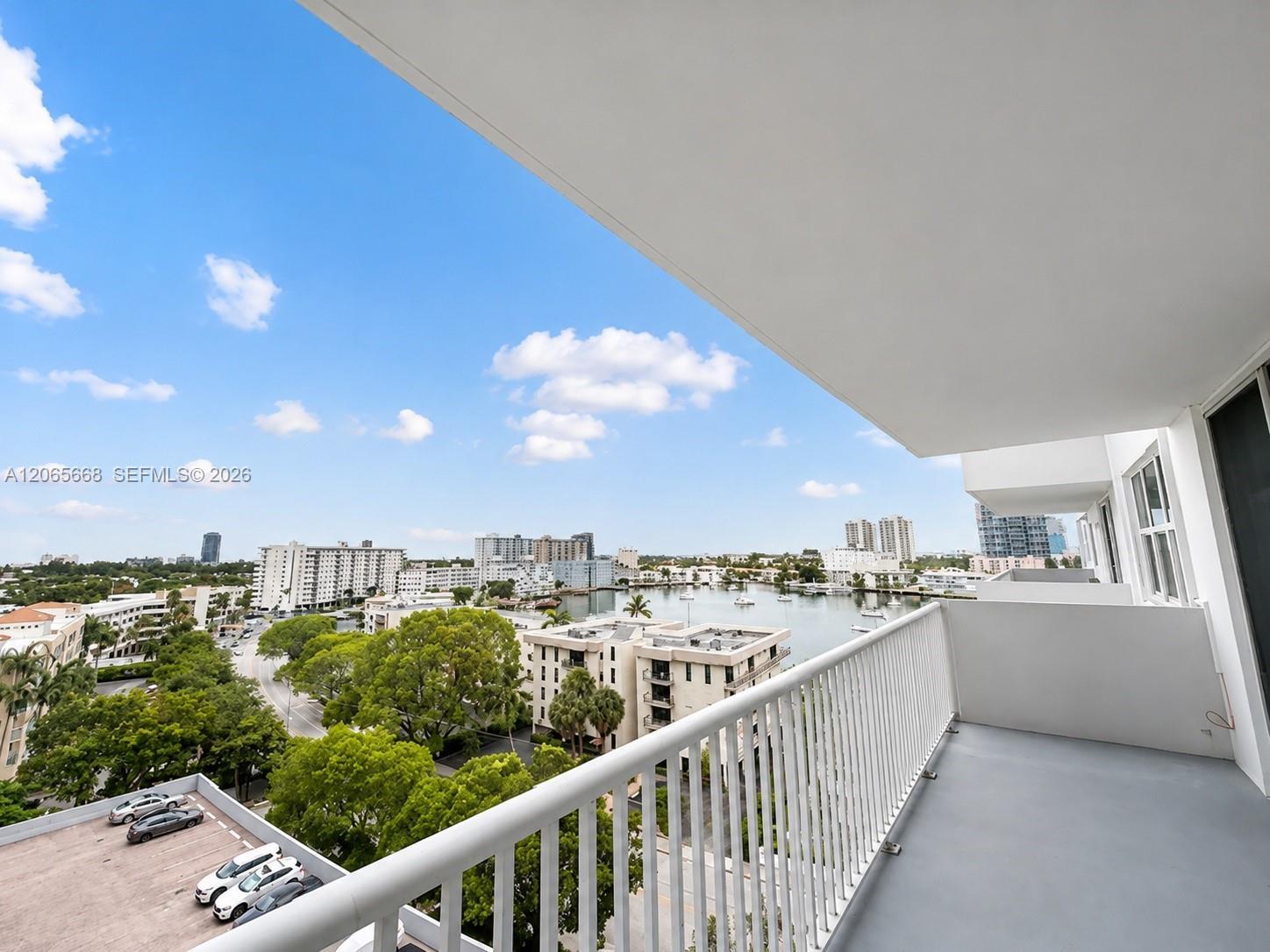 137 Golden Isles Dr # 912, Hallandale Beach FL 33009