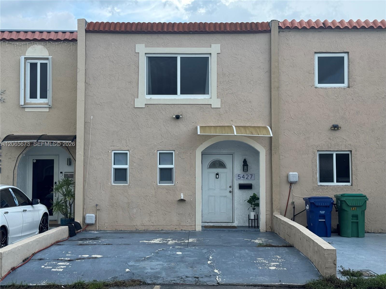 5427 NW 169th St, Miami Gardens FL 33055