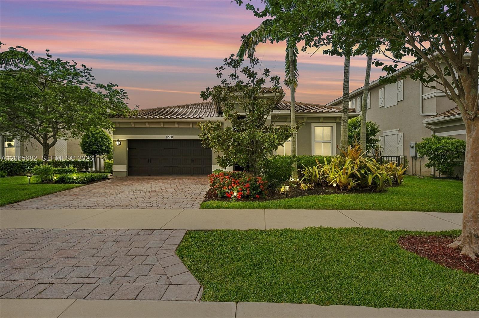 8550 Lakeside Bnd, Parkland FL 33076