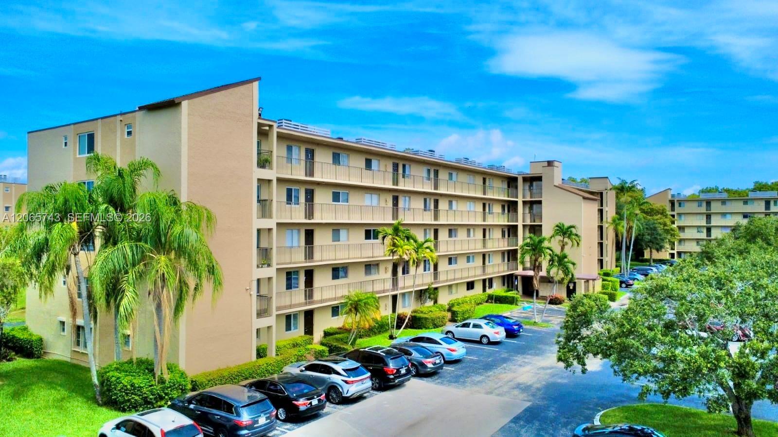 7840 NW 50th St # 102, Lauderhill FL 33351