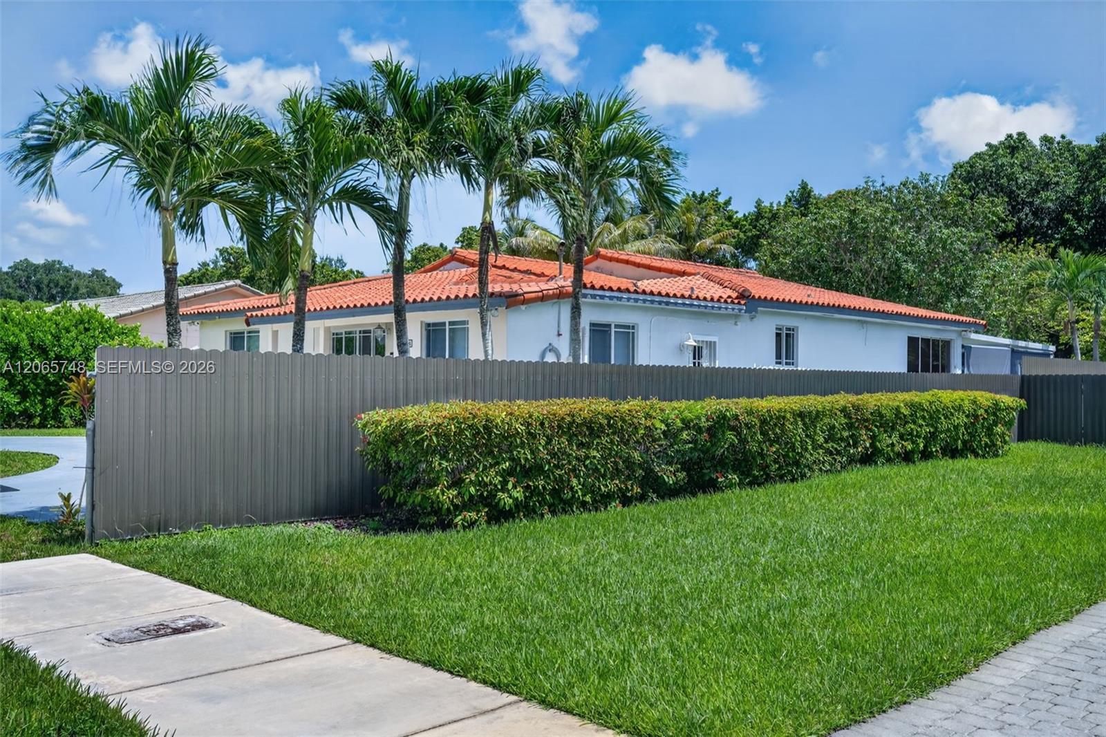 6010 SW 19 ST, Miami FL 33155