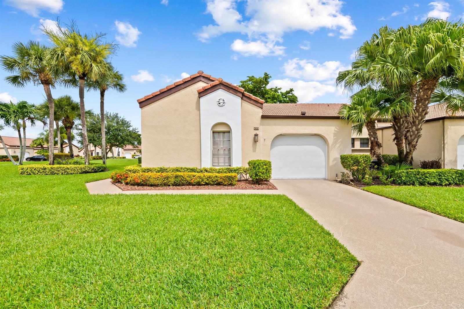8209 WATERLINE Drive, Boynton Beach FL 33472