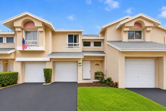 2269 DISCOVERY Circle W, Deerfield Beach FL 33442