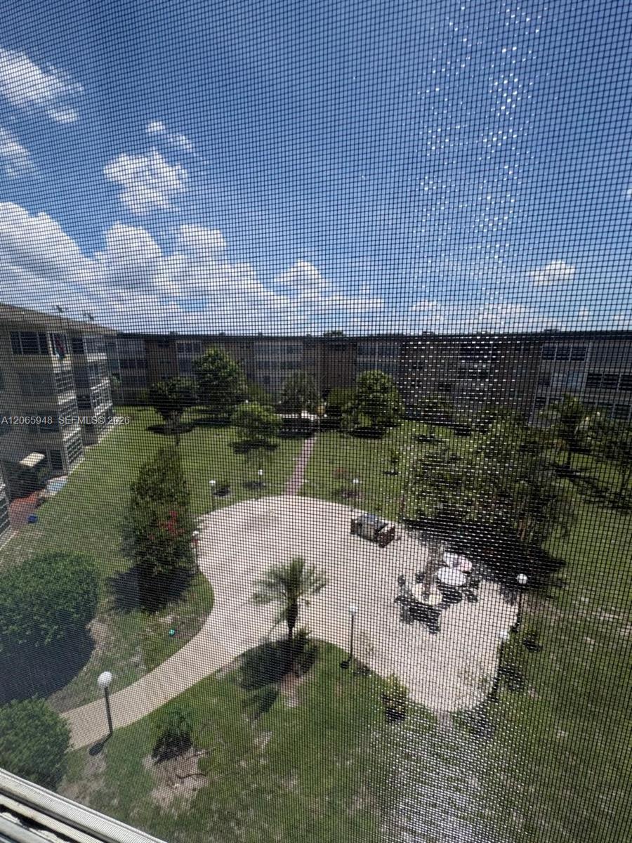 3091 NW 46th Ave # 407C, Lauderdale Lakes FL 33313
