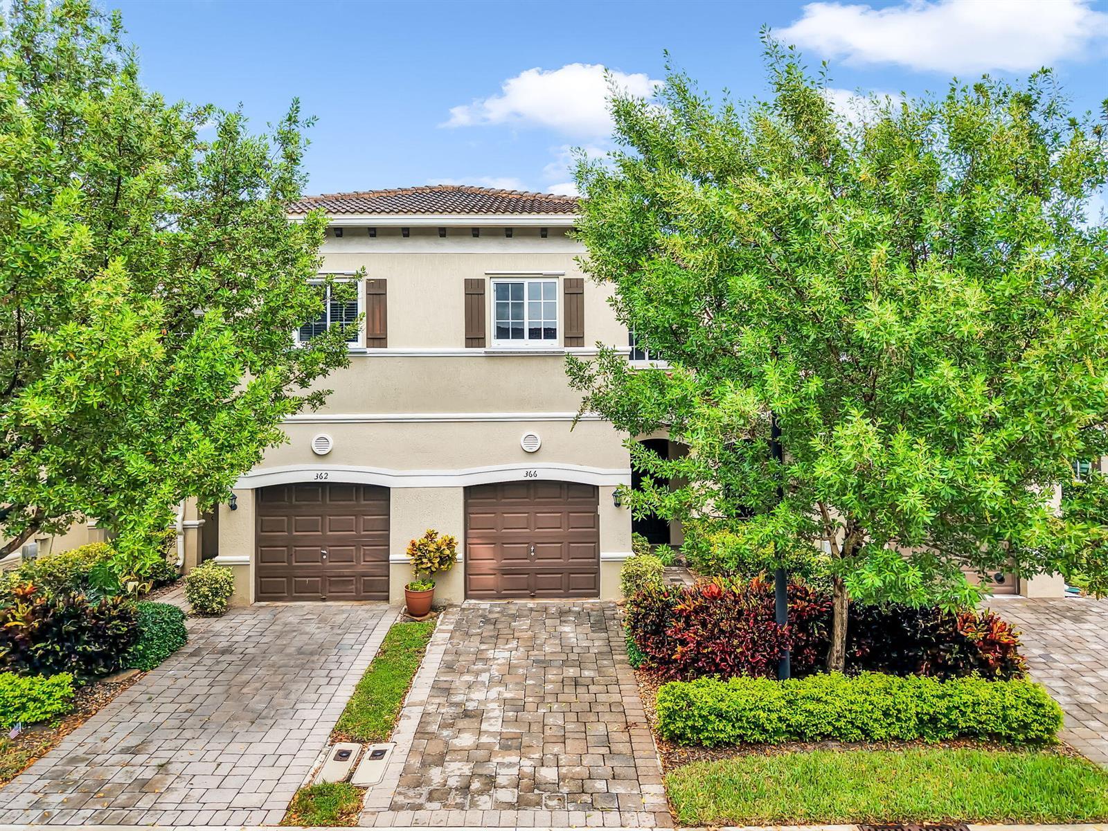 366 SE 1ST Way, Deerfield Beach FL 33441