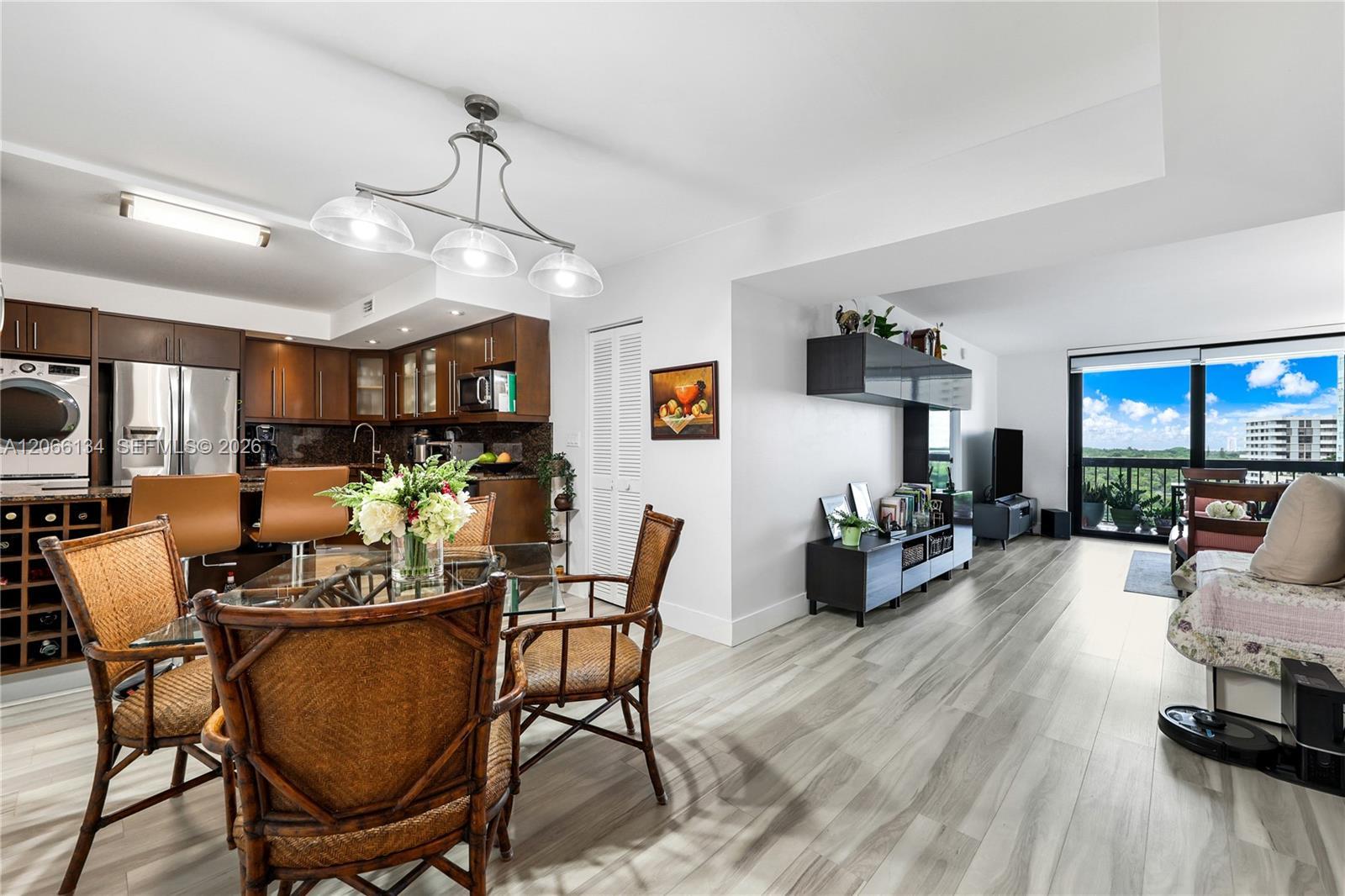 2333 Brickell Ave # 808, Miami FL 33129