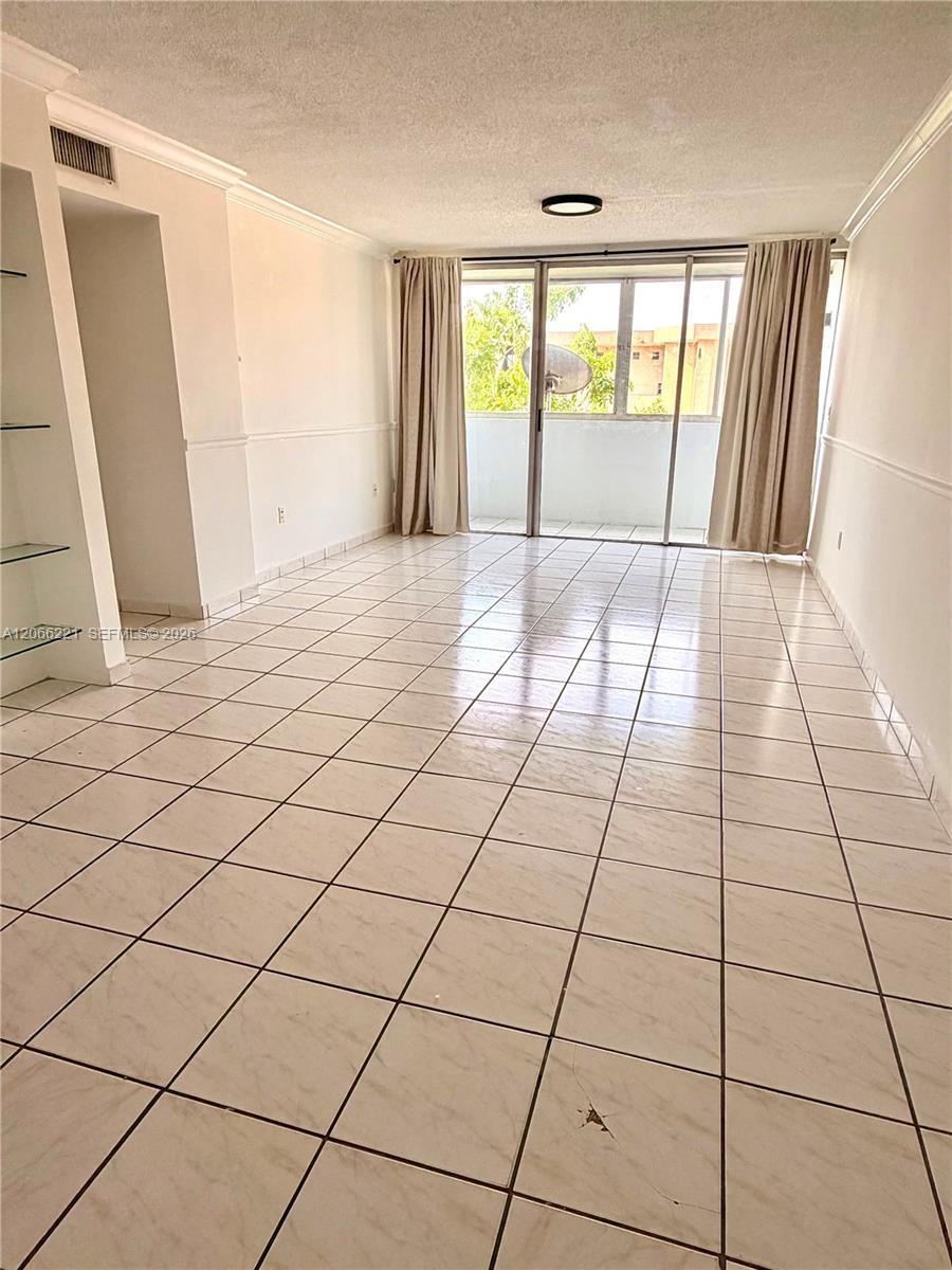 840 NW 87th Ave # 406, Miami FL 33172