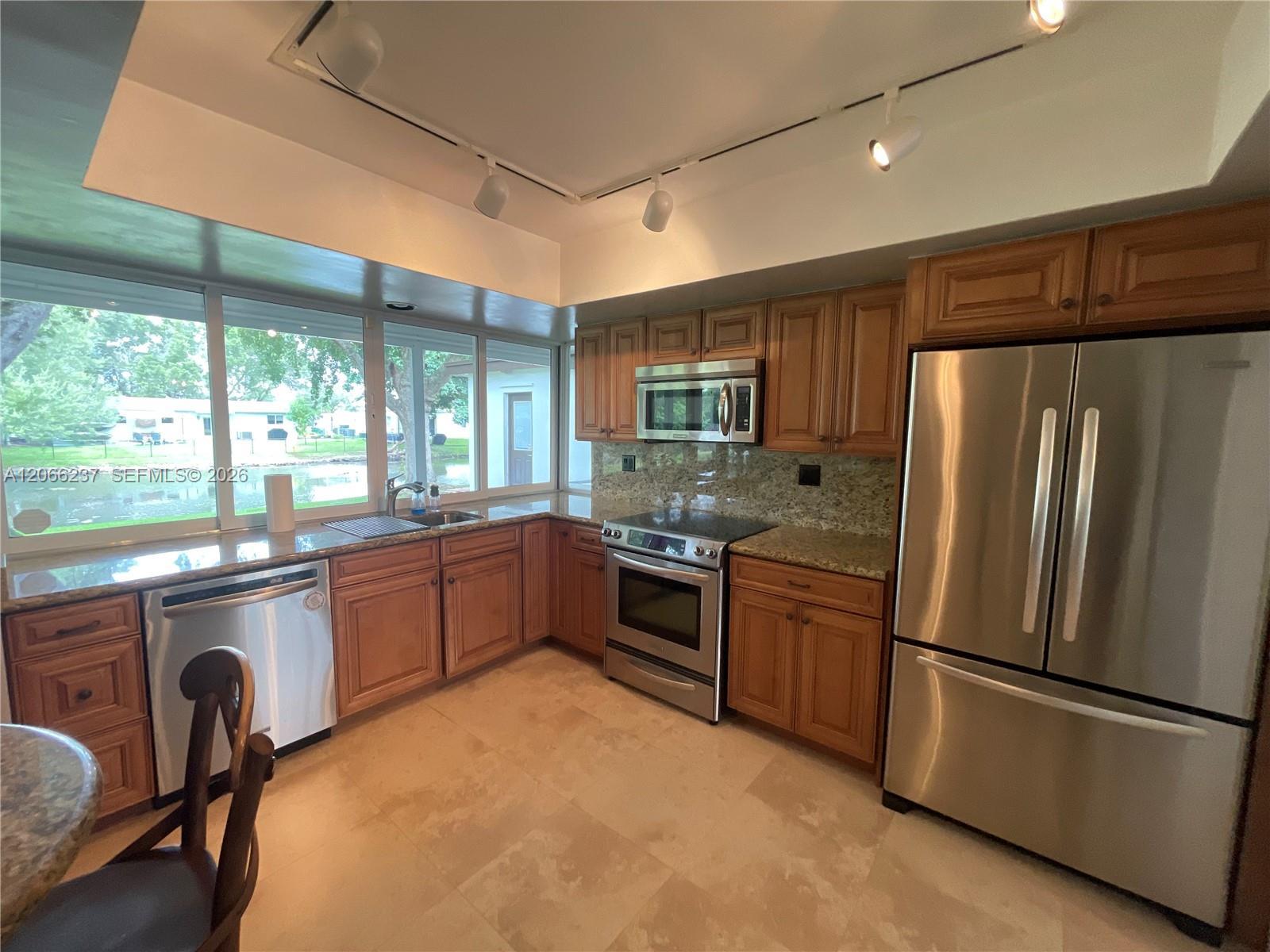 9301 SW 54th St, Cooper City FL 33328