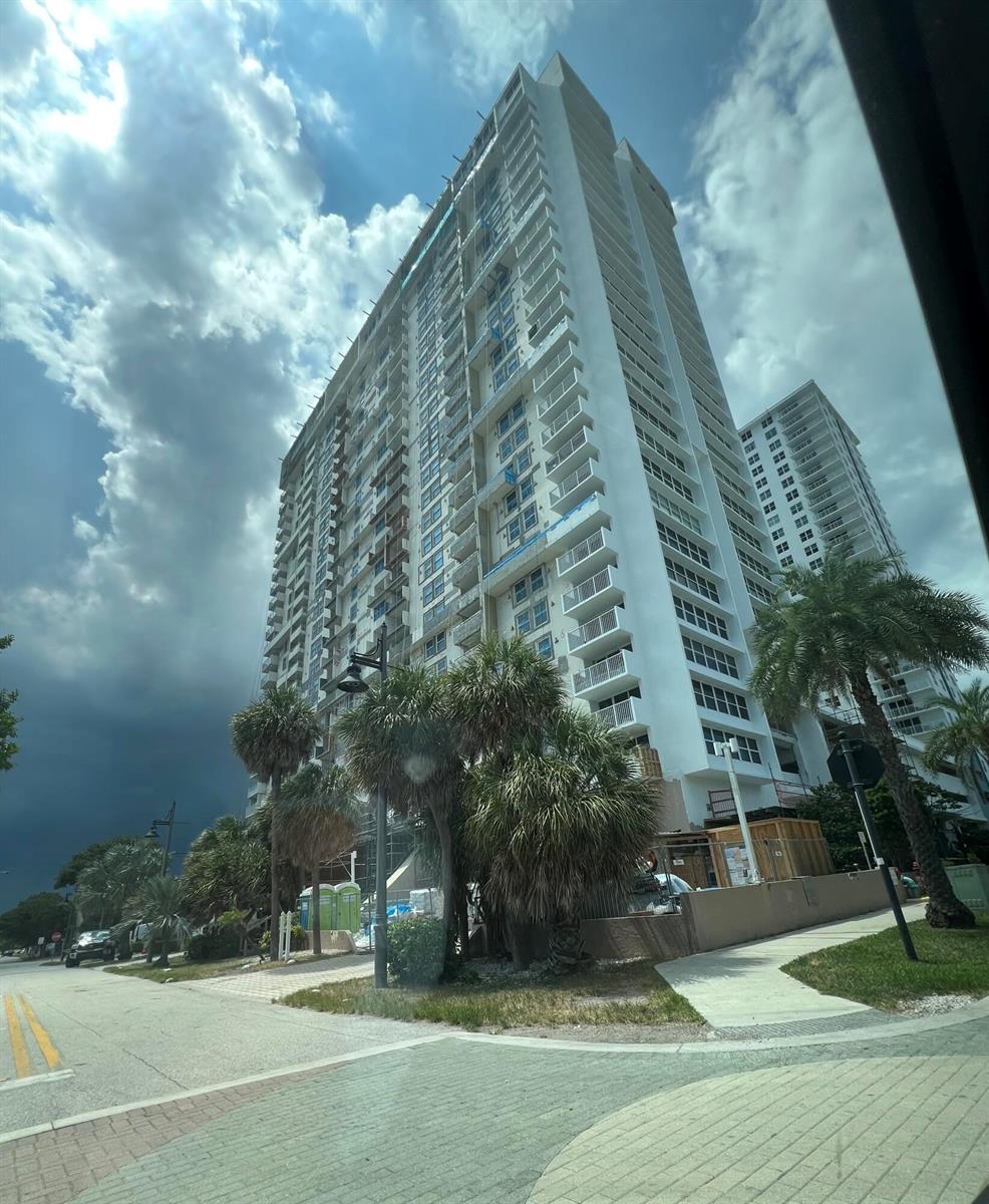 111 BRINY Avenue # 09, Pompano Beach FL 33062