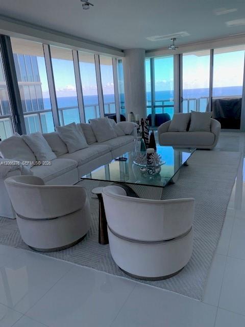 17121 Collins Ave # 2808, Sunny Isles Beach FL 33160