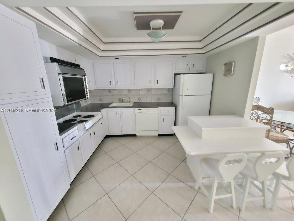 18041 Biscayne Blvd # 203, Aventura FL 33160